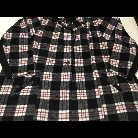 Torrid Plaid Black/White Top Coat NWT., Sz.6/6X - Picture 11 of 13